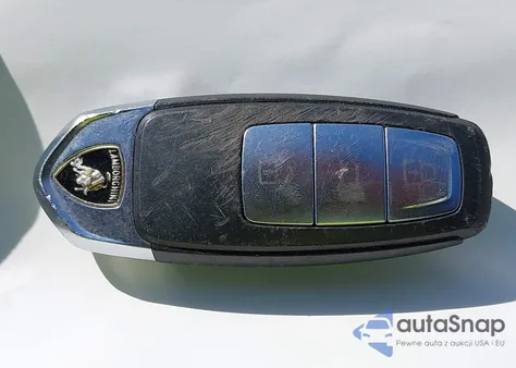 2019 Lamborghini Urus z USA, uszkodzony, nr VIN ZPBUA1ZL2KLA04790